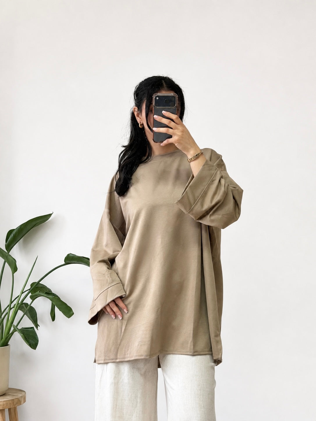 OVERSIZED-T-SHIRT MIT LANGEN ÄRMELN